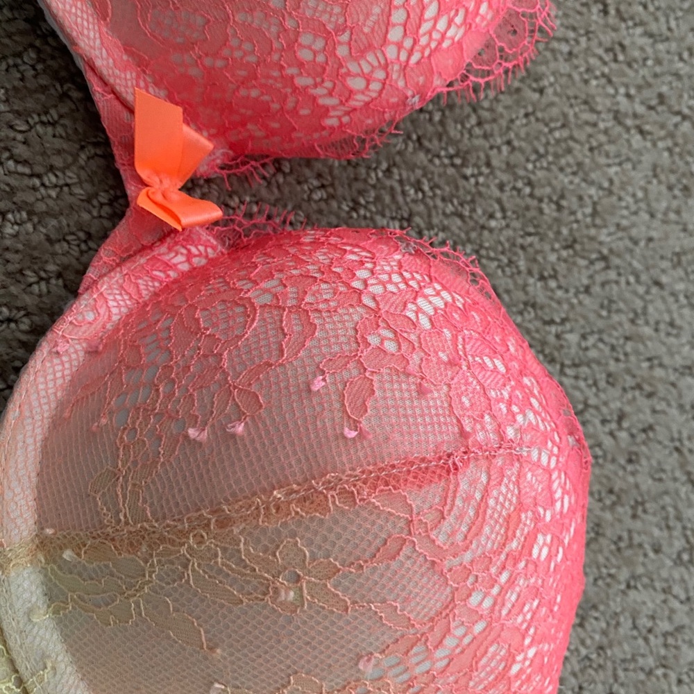 Bra - Picture 3 of 3